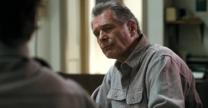 Morre Mark Withers, ator de 'Stranger Things' e 'Dinastia', aos 77 anos