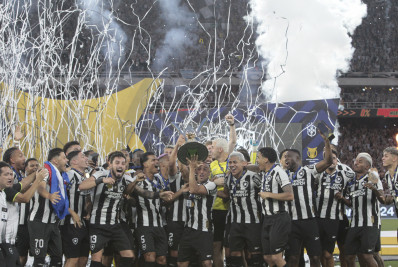 Botafogo pode ganhar mais três troféus em 2024; saiba quais