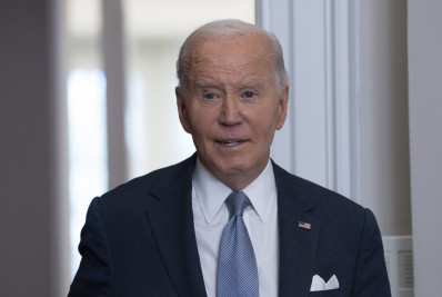 Rei Charles III escreve carta a Joe Biden após anúncio de câncer