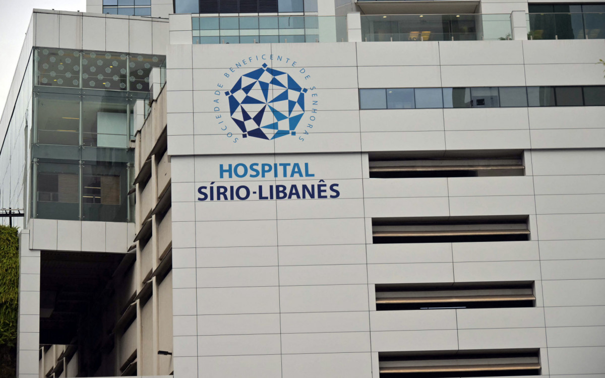 Lula está internado no hospital Sírio-Libanês, de São Paulo