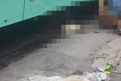 Morre idosa atropelada por ônibus no centro de Nova Iguaçu