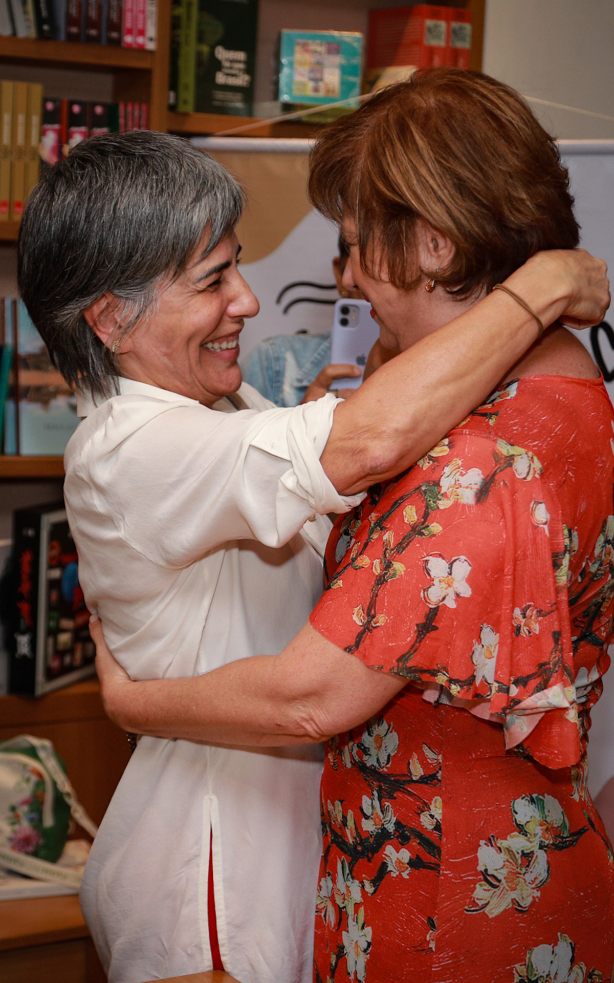 Gloria Pires e Narjara Turetta