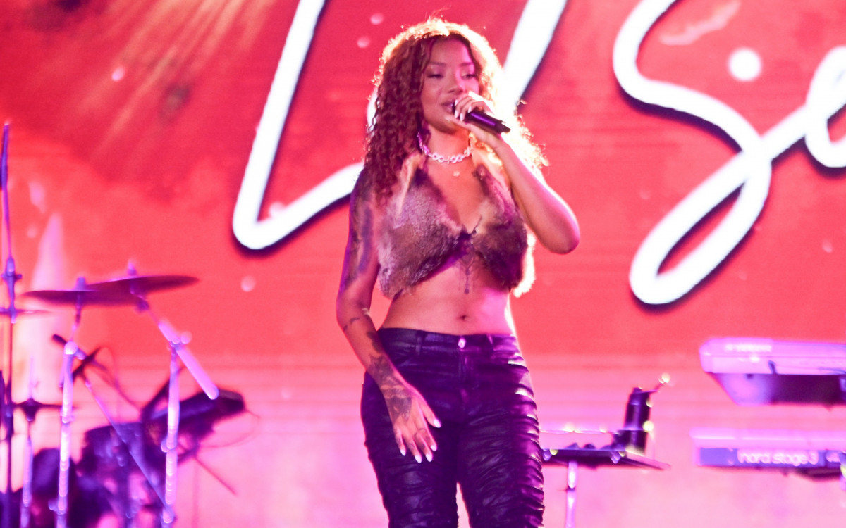 Ludmilla faz show no cruzeiro do cantor Belo - Leo Franco/Ag.News