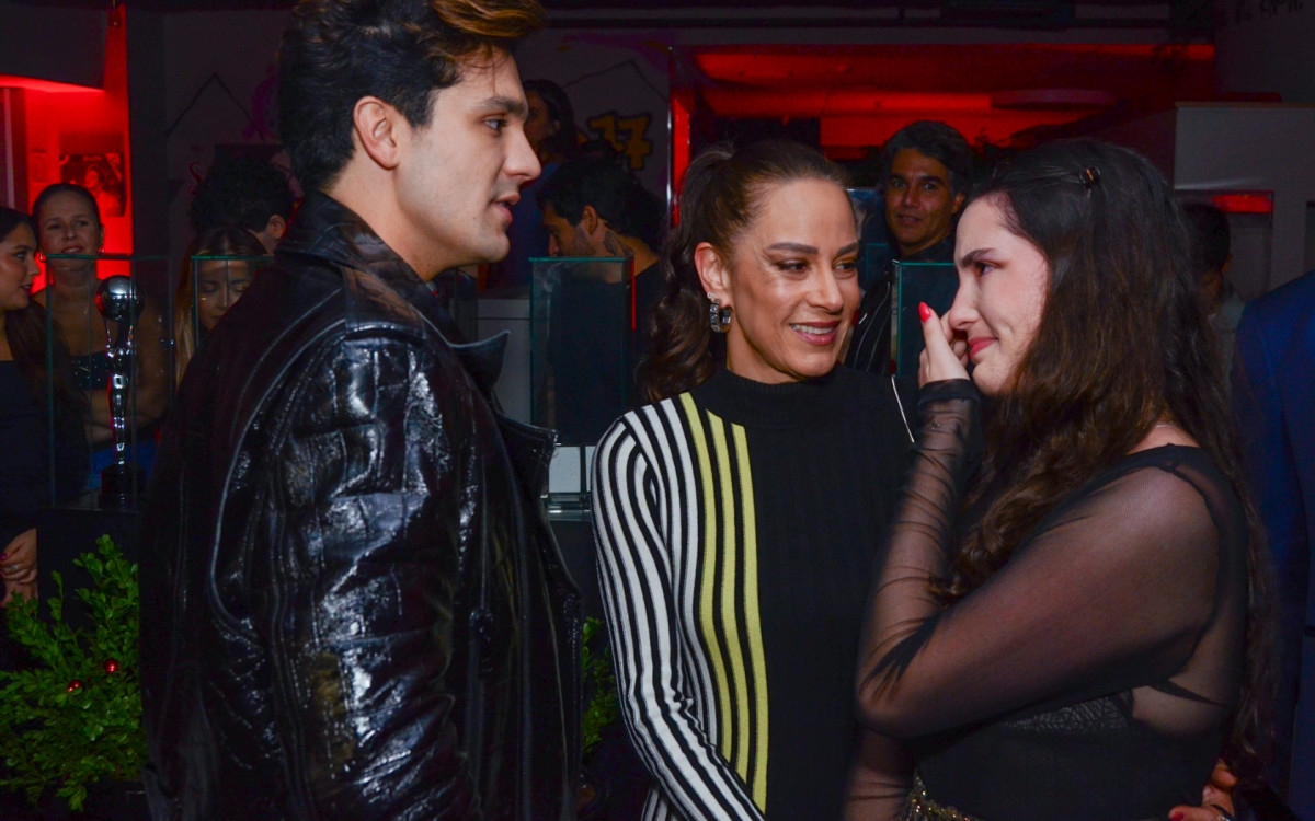 Amanda Abravanel chora ao conhecer Luan Santana - Araujo/Ag.news