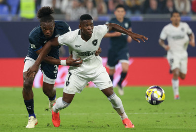 Botafogo sofre com desgaste, é dominado pelo Pachuca e dá adeus ao Intercontinental