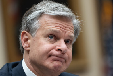 Diretor do FBI renunciará antes de Trump tomar posse