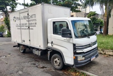 Caminhão de medicamentos roubado por quadrilha é recuperado por PMs em Piedade