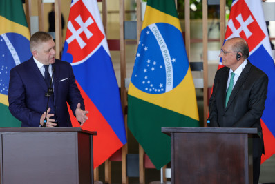 Alckmin comete gafe e confunde Eslováquia com Iugoslávia em agenda com primeiro-ministro