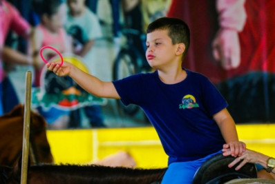 Equinovida oferece tratamento para crianças com deficiência em Caxias