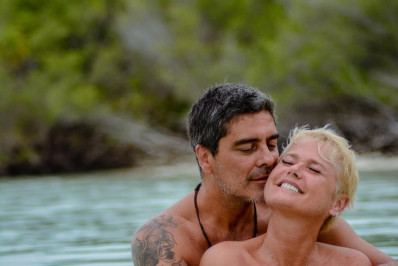 Junno Andrade celebra 12 anos ao lado de Xuxa com poema apaixonado: 'A mais bela'