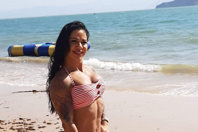 Bela do Flamengo revela superstição sexual para o reveillón