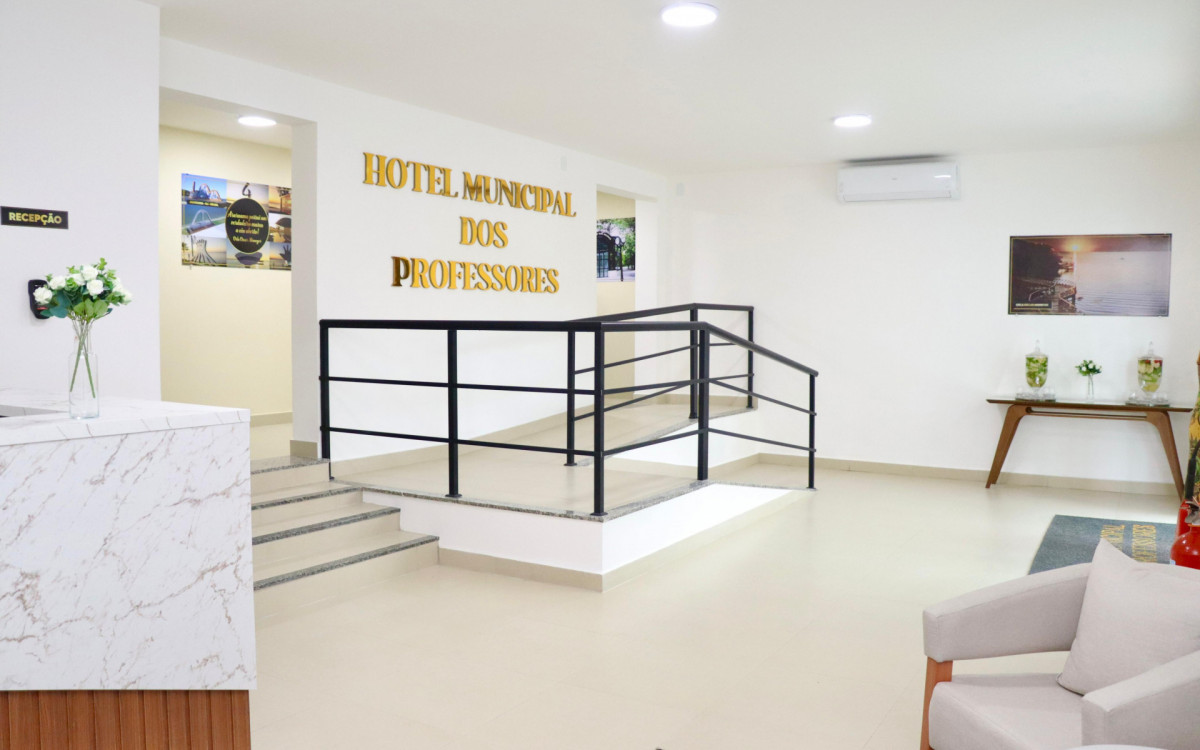 Inauguração - Hotel Municipal dos Professores