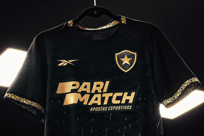 Caminhão com produtos do Botafogo é roubado na Avenida Brasil