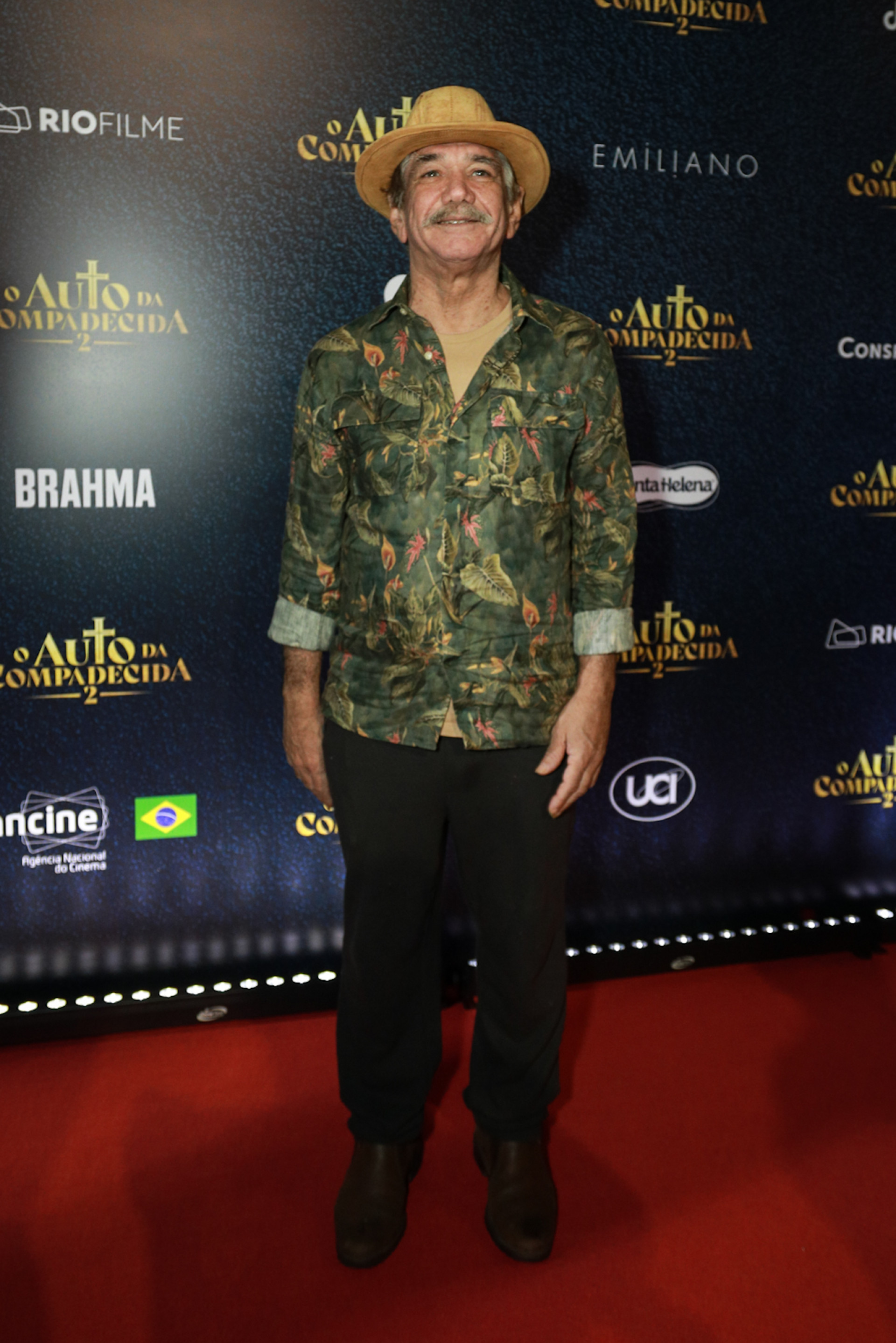 Jackson Antunes - Victor Chapetta / Agnews