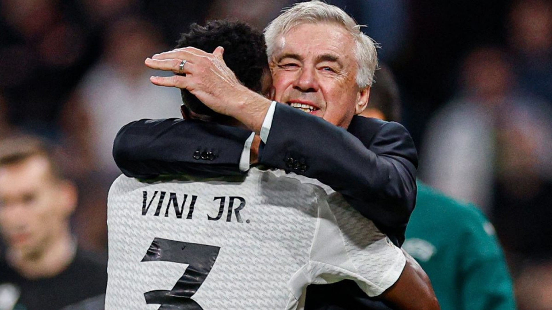 Vinicius Junior e Carlo Ancelotti - Divulgação/ Real Madrid