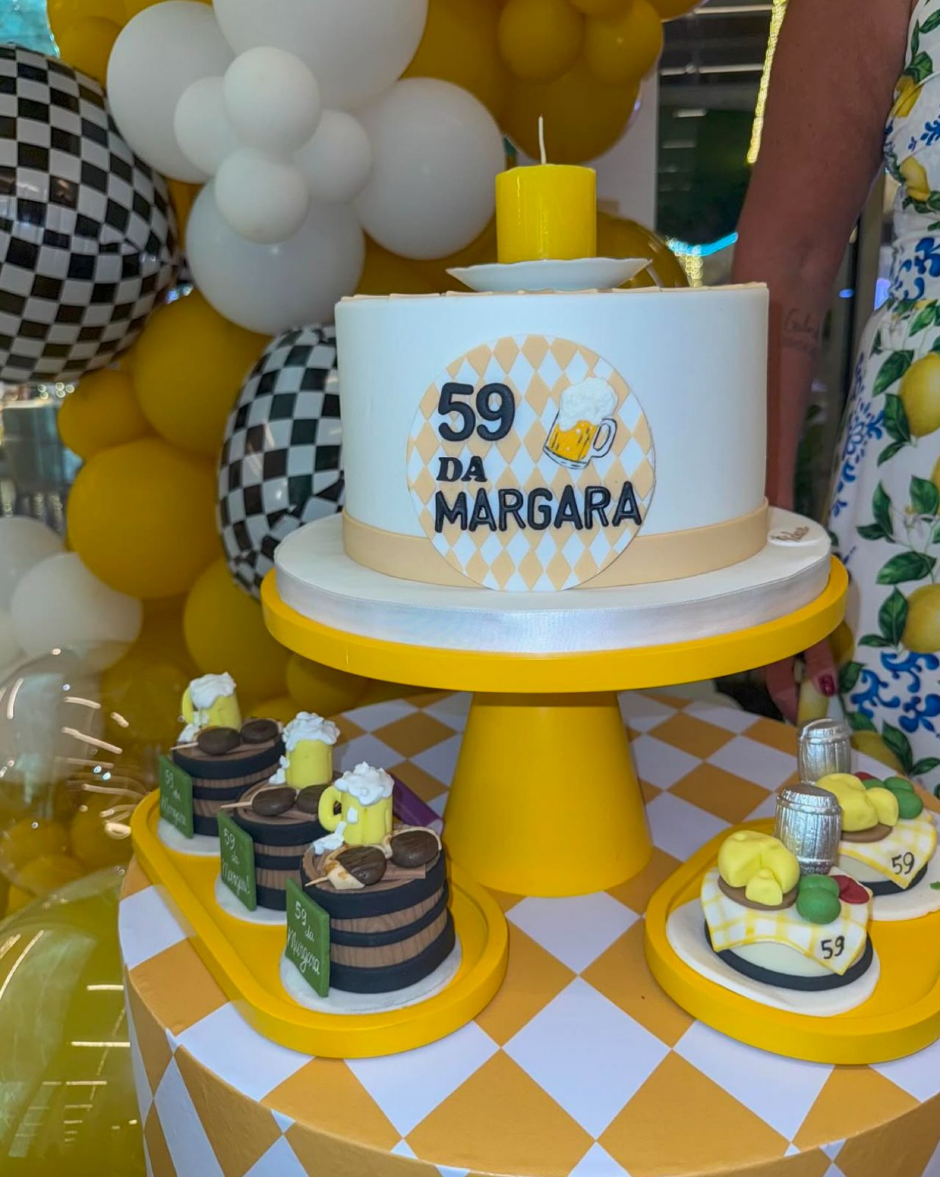 Bolo da festa temática de Margareth - Reprodução Instagram