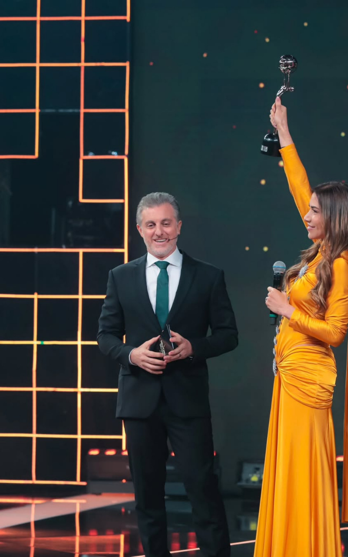 Luciano Huck e Patricia Abravanel  - Reprodução / Instagram 