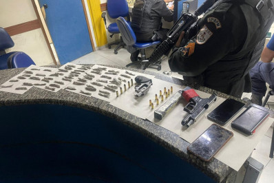 Confronto armado resulta em apreensão de armas e drogas em Rio das Ostras