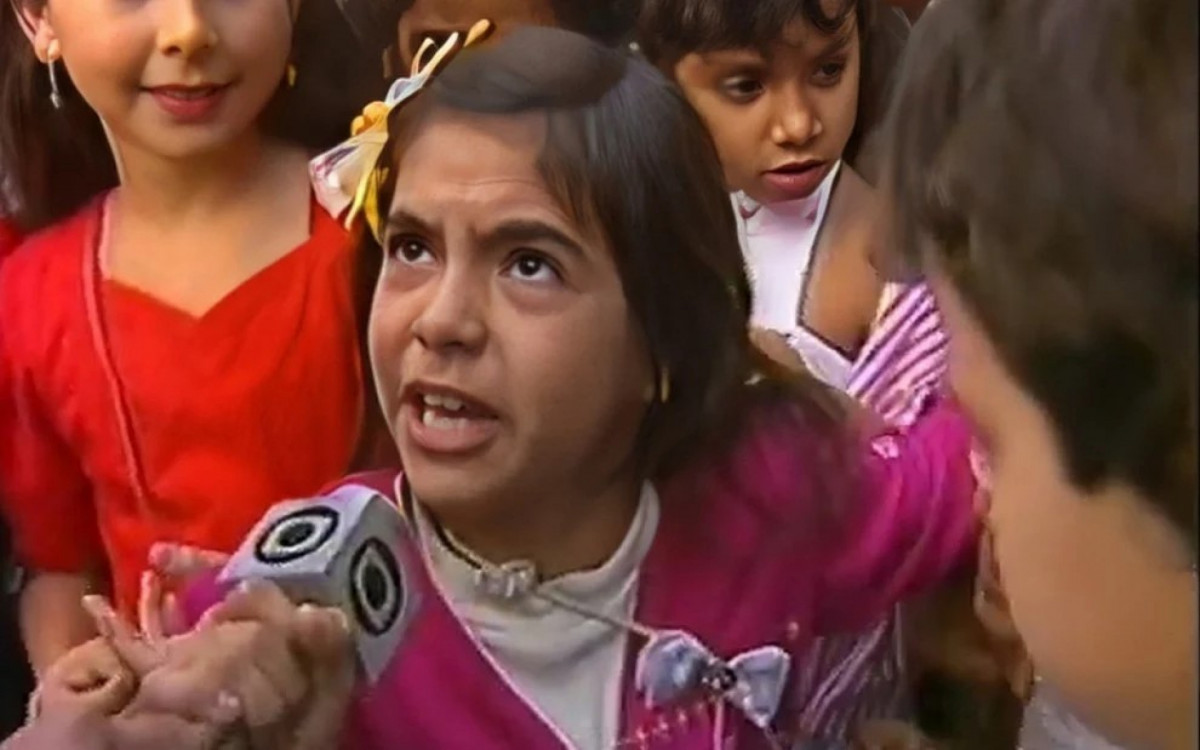 4 - \'Que Xou da Xuxa é Esse?\': quem usa as redes sociais assiduamente certamente se deparou com este meme. Fazendo parte do documentário \'Pra Sempre Paquitas\', lançado em setembro, a menina revoltada com a falta de organização em um dos shows da Xuxa tomou as redes sociais