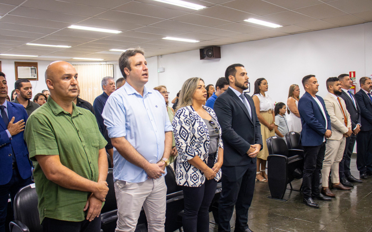 Evento contou com a presença de autoridades locais 