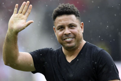 Ex-presidente do Flamengo xinga Ronaldo Fenômeno: 'Mentiroso, filho da p...'