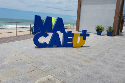 Cadastro para tendas de Réveillon nas praias abre com novas regras