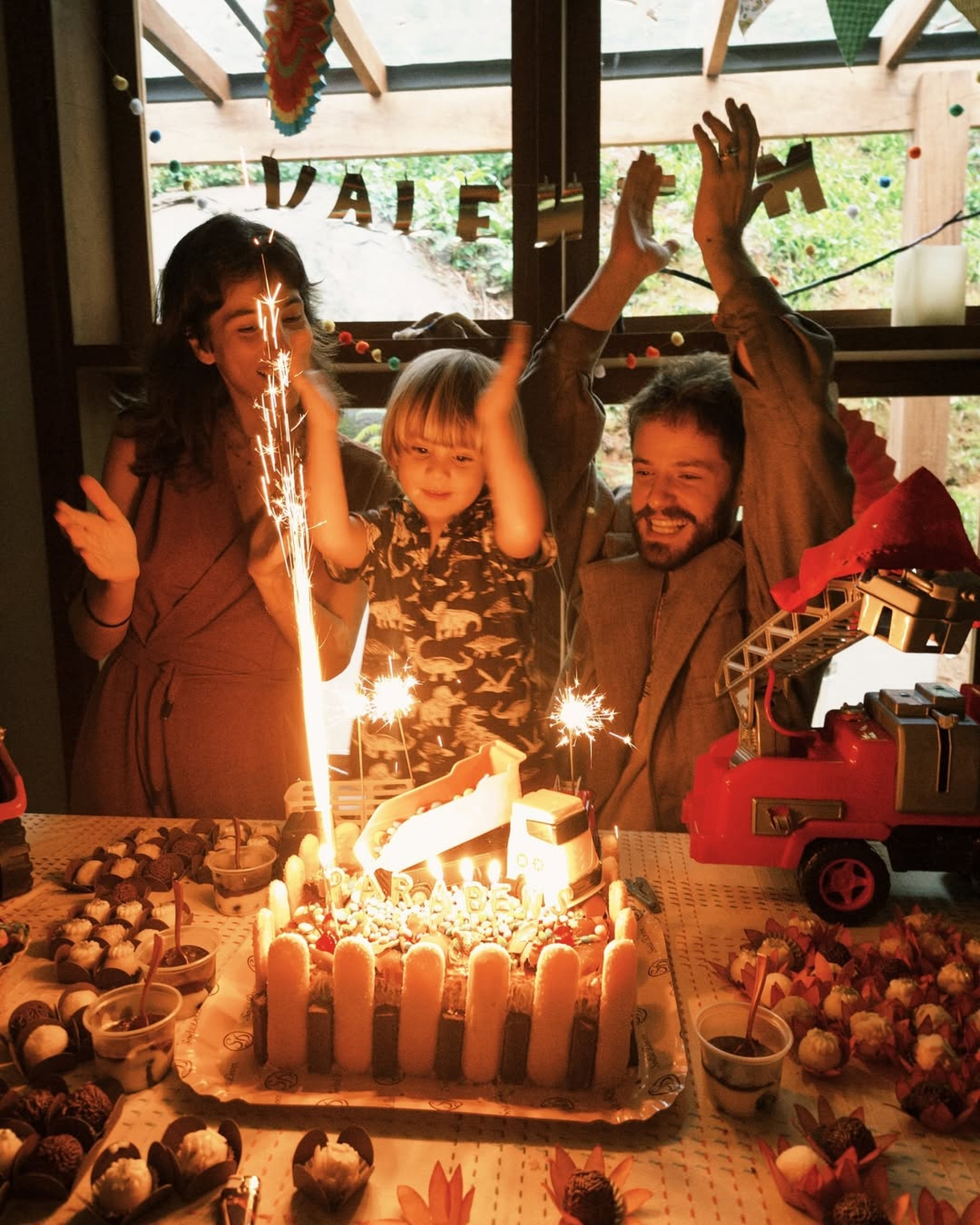 Maurício Destri, Valentim e Sabrina  - Reprodução/Instagram