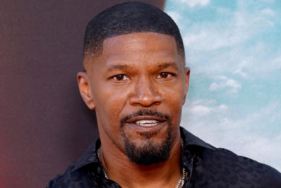 Jamie Foxx é agredido com copo de vidro e tem boca cortada em restaurante
