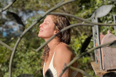 Bárbara Borges renova as energias em meio a natureza, e Iran Malfitano reage