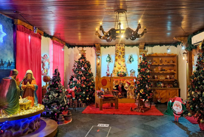 Casa do Papai Noel em São Pedro da Aldeia recebe mais de 3 mil visitantes em uma semana de funcionamento