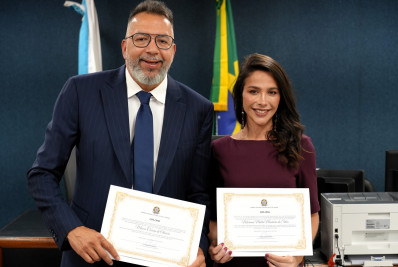 Prefeito, vice e vereadores eleitos são diplomados em Belford Roxo