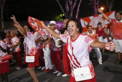 Unidos de Padre Miguel convoca comunidade para ensaio de rua em clima de Natal, neste domingo 