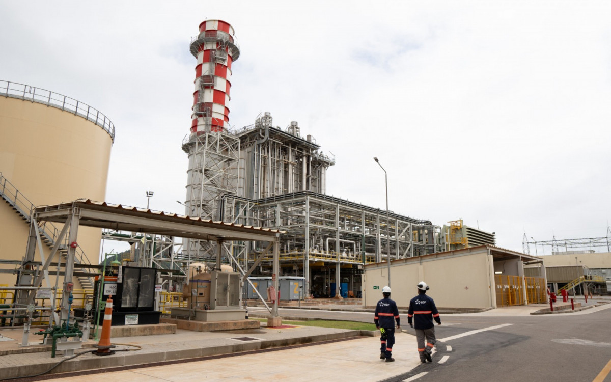 Jornalistas visitaram a UTE Marlim Azul e acompanharam de perto as inovações tecnológicas no setor elétrico