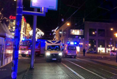 Vídeo: atropelamento em mercado natalino deixa vários feridos e ao menos cinco mortos na Alemanha