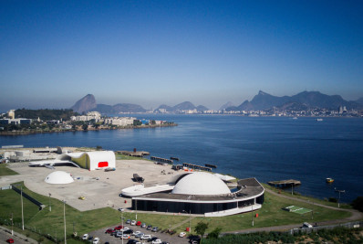 Adiamento do Dia do Samba