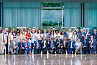 Lula informa aos ministros que fará trocas no primeiro escalão