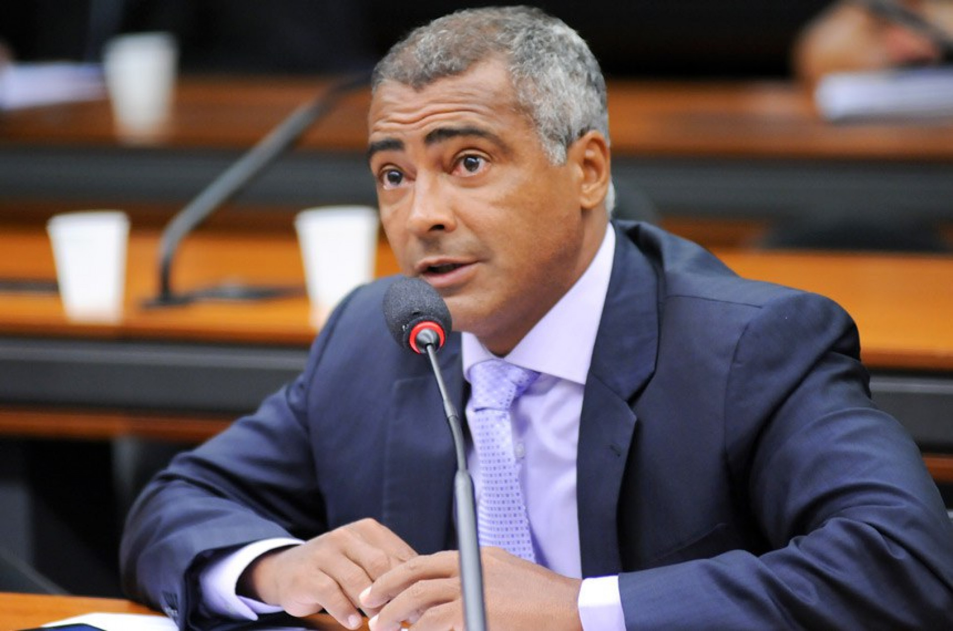 Senador Rom&aacute;rio &eacute; o relator da CPI instalada em abril do ano passado para investigar as manipula&ccedil;&otilde;es de resultados no futebol brasileiro - Divulga&ccedil;&atilde;o 