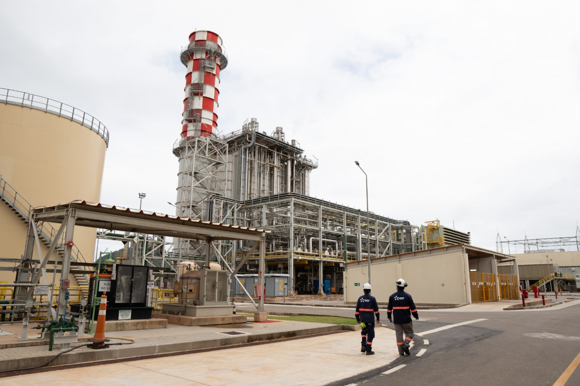Jornalistas visitaram a UTE Marlim Azul e acompanharam de perto as inova&ccedil;&otilde;es tecnol&oacute;gicas no setor el&eacute;trico - Foto: Divulga&ccedil;&atilde;o