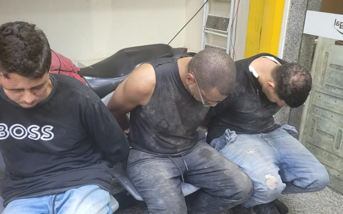 Os presos foram conduzidos à 13ª DP (Ipanema) e posteriormente a 12ª DP (Copacabana) - Divulgação