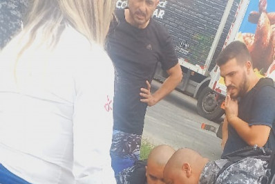 PMs socorrem criança que se engasgou com pipoca na Avenida Brasil