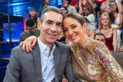 César Tralli e Ticiane Pinheiro cantam juntos no 'Altas Horas'; assista