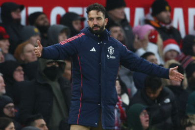 Técnico do Manchester United aponta dificuldades depois de um mês no clube