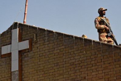 Afeganistão denuncia ataque paquistanês que deixou ao menos 46 mortos e promete resposta