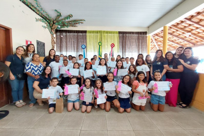 Macuco celebra os medalhistas da Olimpíada Brasileira de Matemática