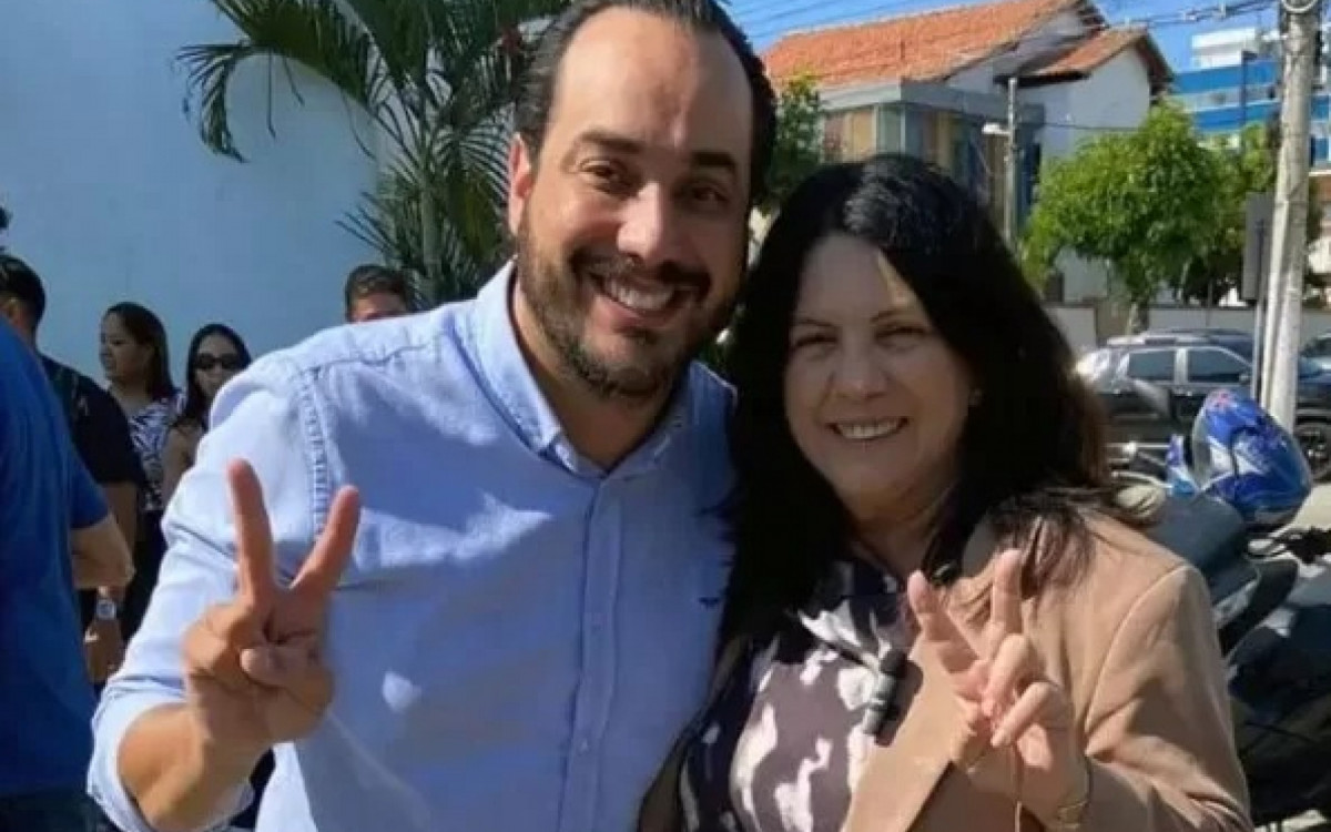 Secretário de Saúde, Bruno Alpacino, e prefeita Magdala Furtado