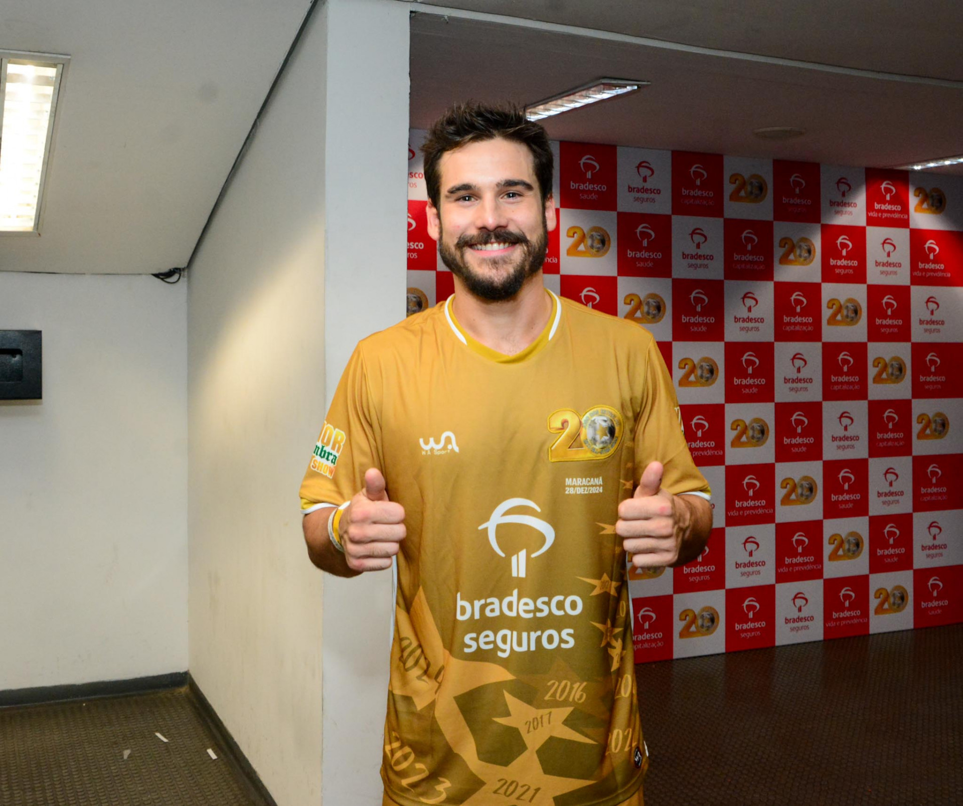 Nicolas Prattes - Webert Belicio / Agnews