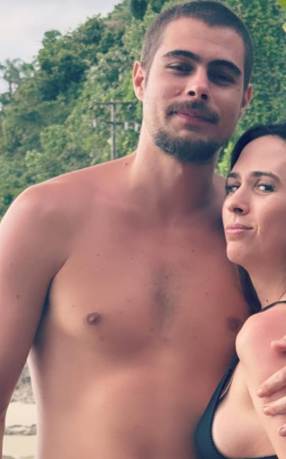 Tata Werneck e Rafael Vitti celebram amor em viagem à praia
- Reprodução / Instagram