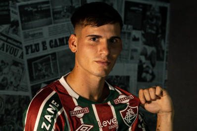 Atacante do Fluminense, Joaquín Lavega é convocado pelo Uruguai