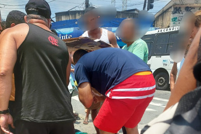 Mulher é atropelada por BRT em Madureira