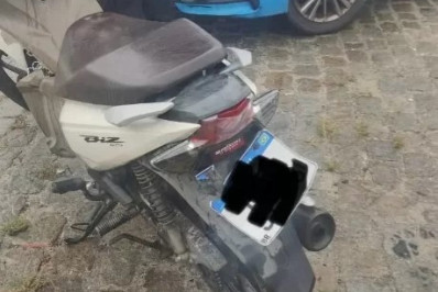 Motocicleta roubada é recuperada pela Polícia Militar em Cabo Frio